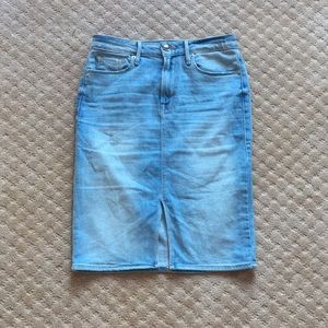 Good American Light Denim Midi Skirt